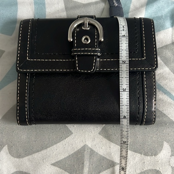 Coach - Picture 4 of 11